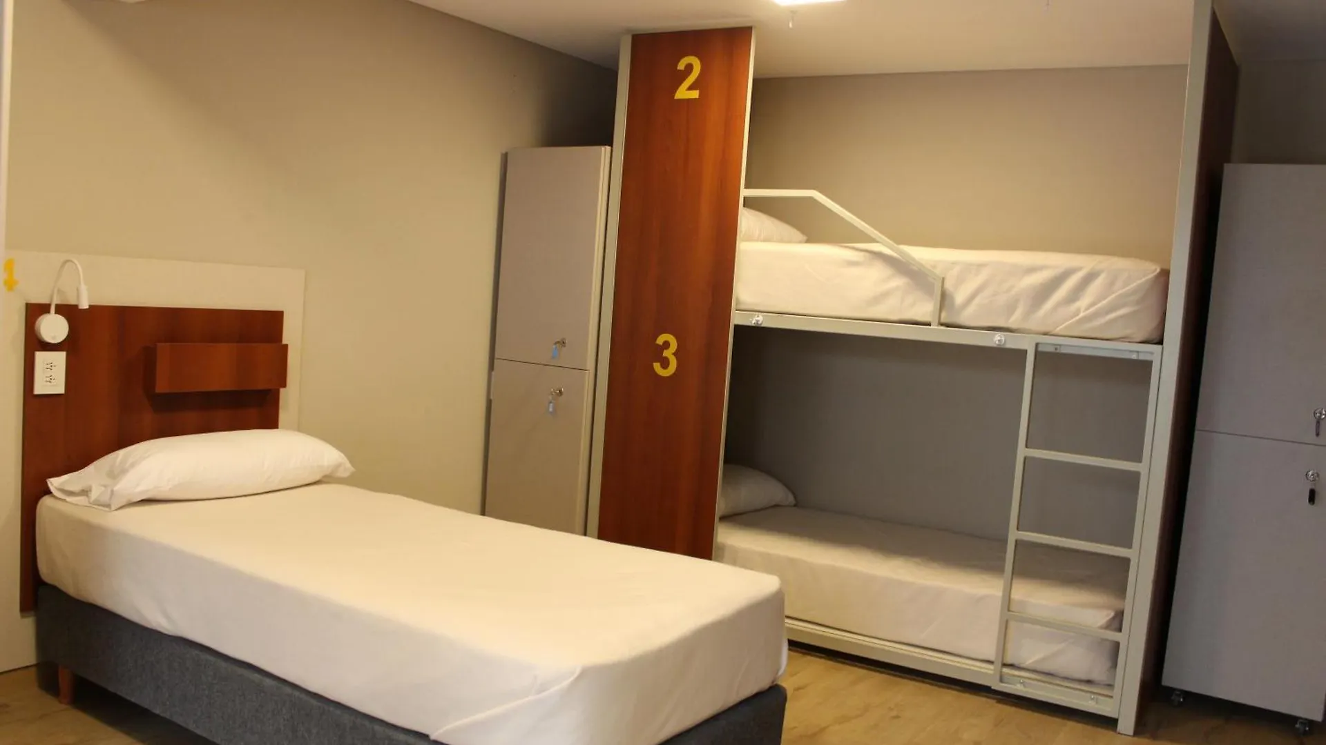 Nomade Hostel Mdz Мендоса