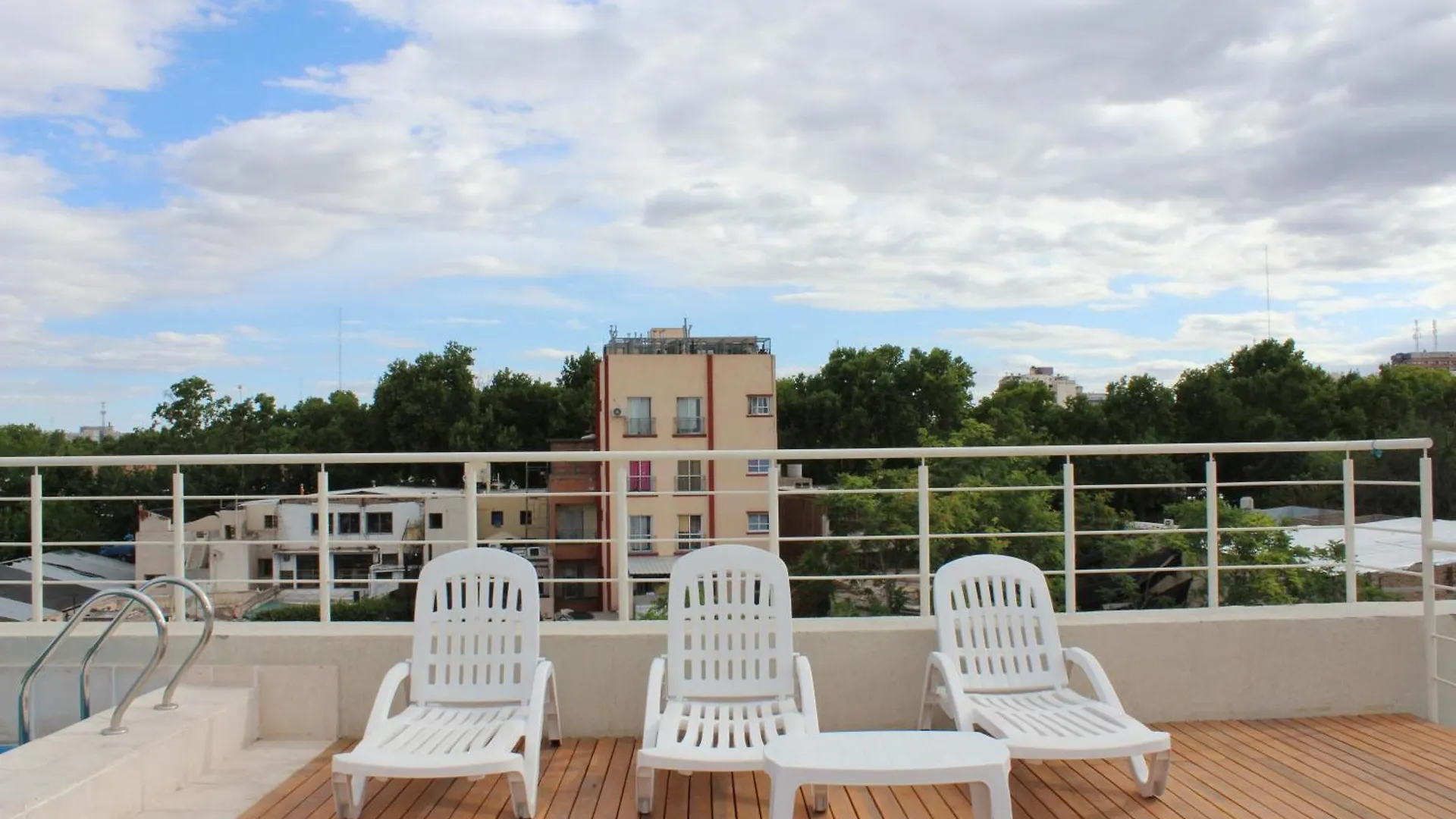 Nomade Hostel Mdz Мендоса